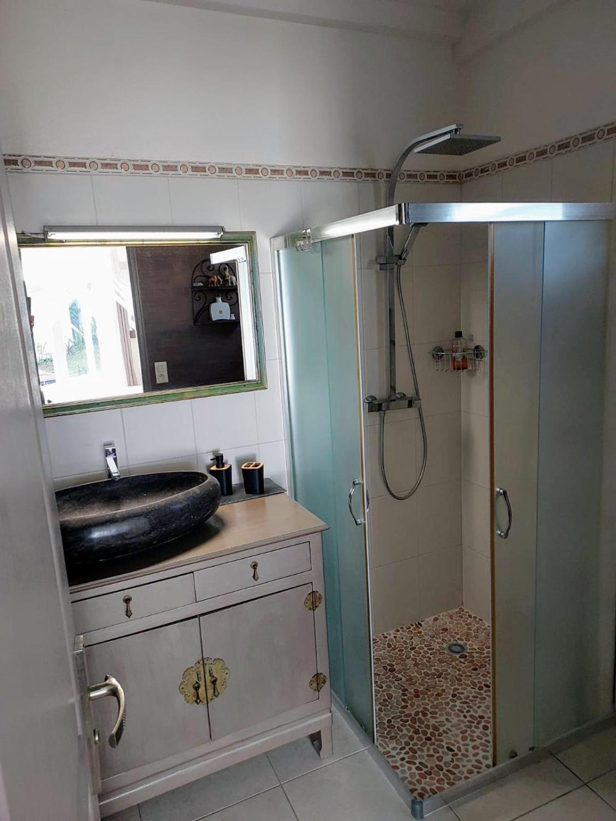 Chamb'Bouchons Appartement Saint-Francois  Buitenkant foto